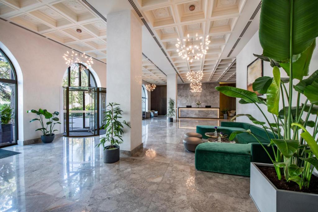 Tbilisi Philharmonic by Mercure Hotel